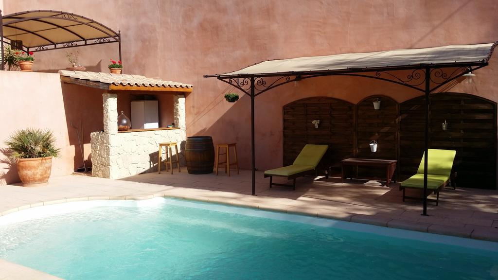 Les Portes Du Soleil Bed and Breakfast Capestang Εξωτερικό φωτογραφία