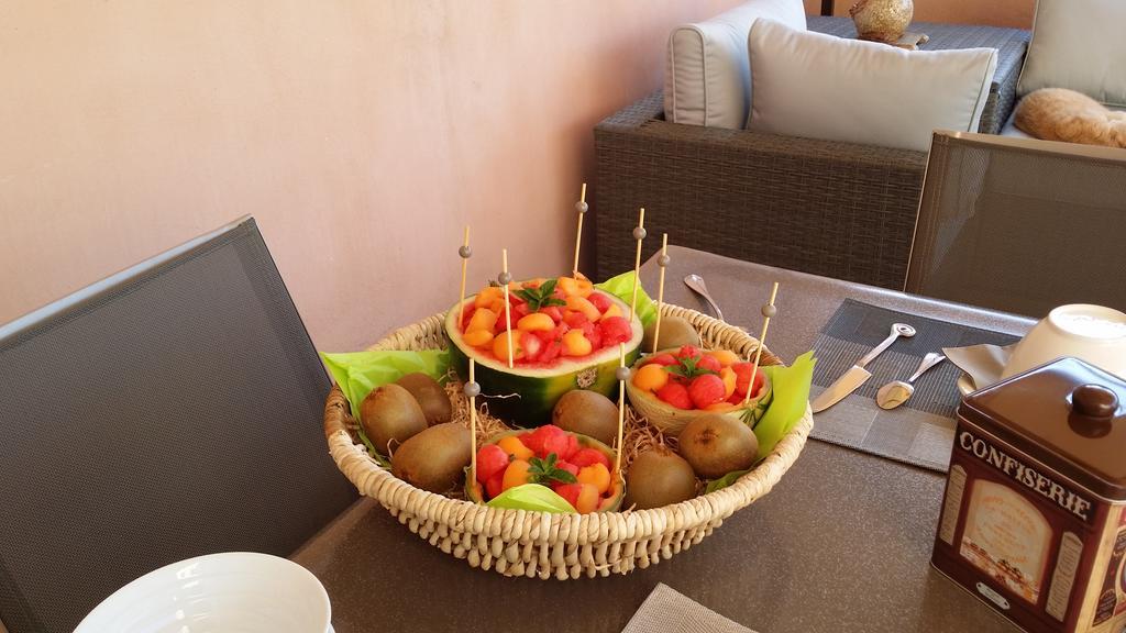Les Portes Du Soleil Bed and Breakfast Capestang Εξωτερικό φωτογραφία