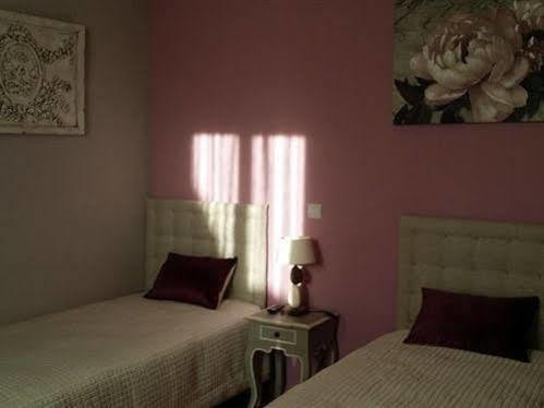 Les Portes Du Soleil Bed and Breakfast Capestang Εξωτερικό φωτογραφία